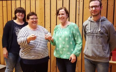 Neue Jugenddirigentin Katja Erb übergibt den Taktstock an Birgit Stassen